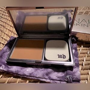 NIB URBAN DECAY NAKED SKIN POWDER FOUNDATION MEDIUM DARK GOLDEN